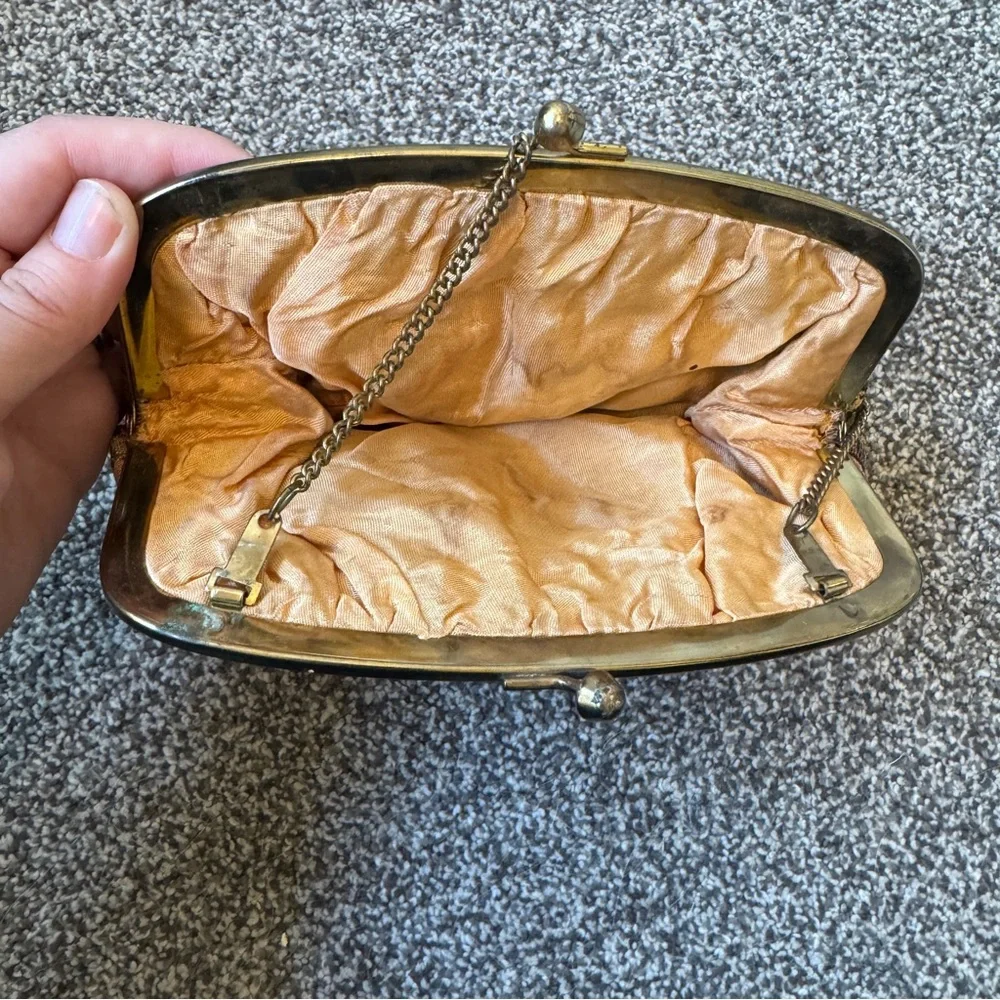 Vintage Floral Snap Top Tapestry Clutch